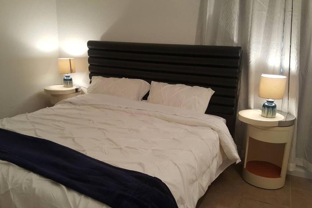 Appartamento Dream King Bed-2Bd-12 Min To Strip Las Vegas Esterno foto